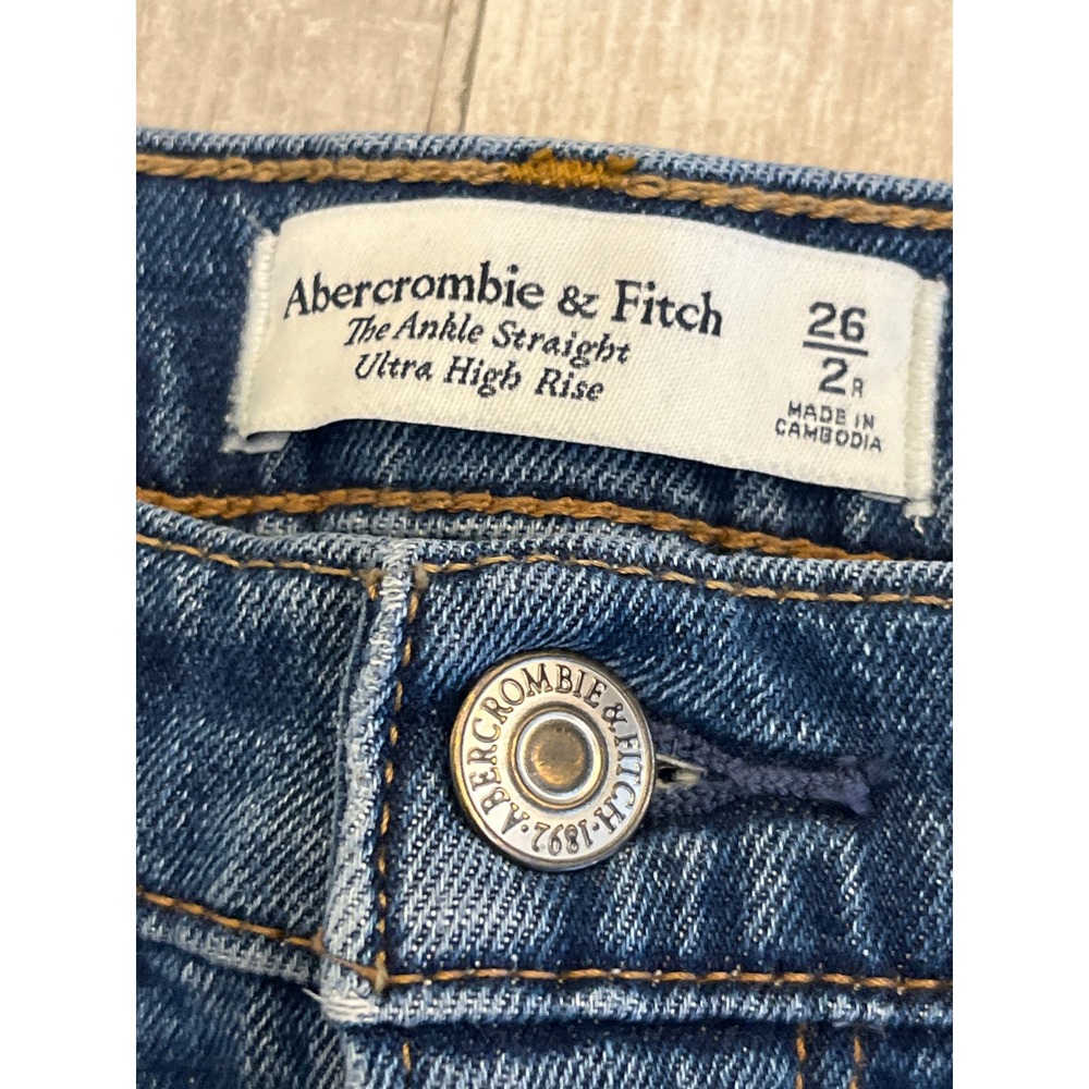 Abercrombie & Fitch Curve Love Ultra High Rise Ankle Straight Jeans Blue 26 2R